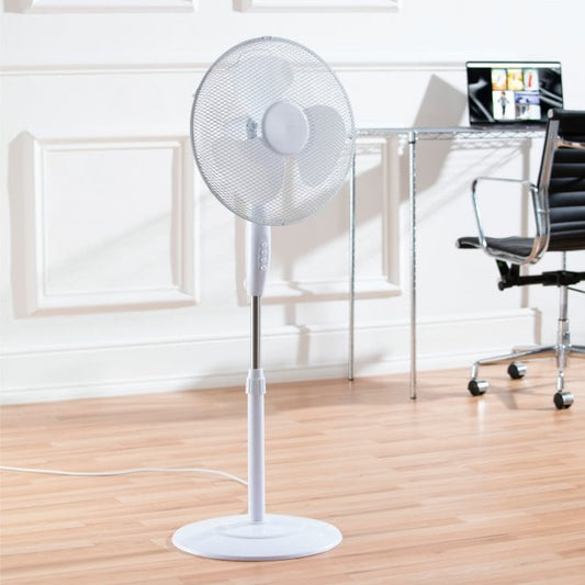 Daewoo 16" White Standing Fan Round Base
