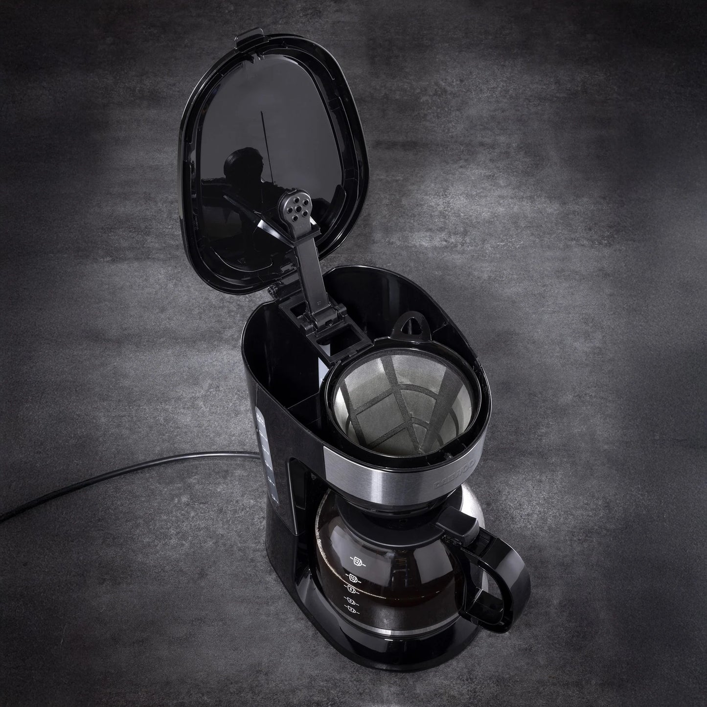 Daewoo 1.5L Filter Drip Coffee Maker – 900W, 10–12 Cup Capacity